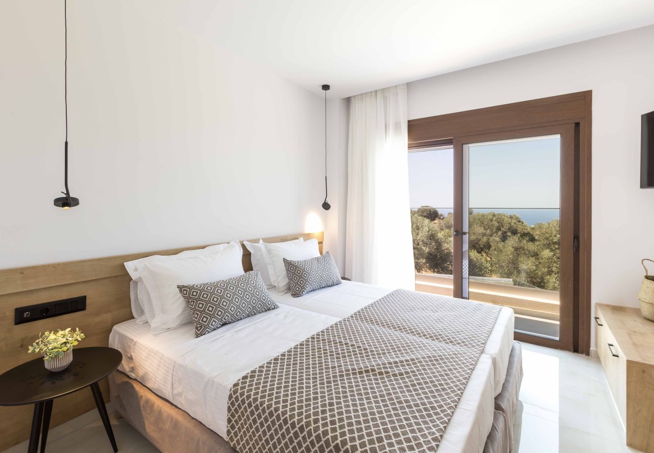 Villa in Agia Eirini - Santa Irini Villas - With 3 Heated Pools