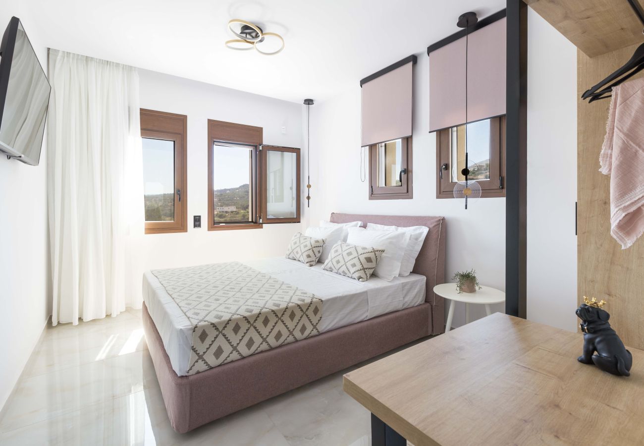 Villa in Agia Eirini - Santa Irini Villas - With 3 Heated Pools