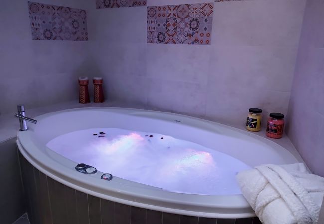 Villa in Armeni - Three Moirai Villa – with 2 Heated Pools Villa in Armeni - Three Moirai Villa – with 2 Heated Pools