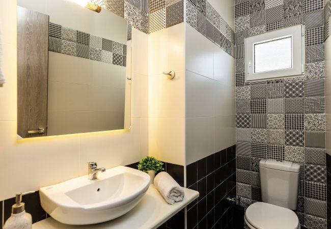 Villa in Armeni - Three Moirai Villa – with 2 Heated Pools Villa in Armeni - Three Moirai Villa – with 2 Heated Pools