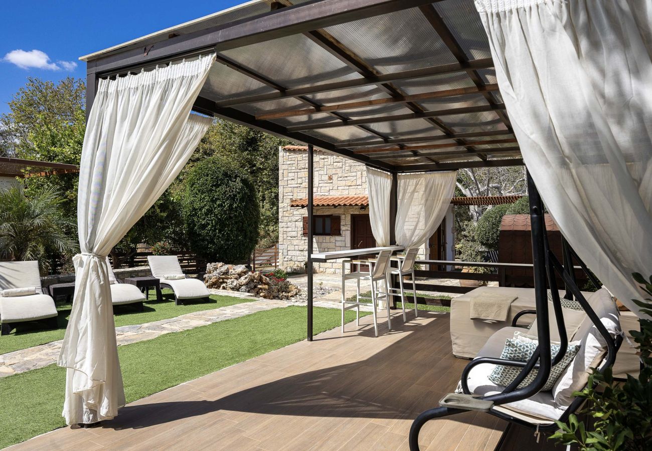 Villa in Xiron Chorion - Maratho Villa - with Private Pool