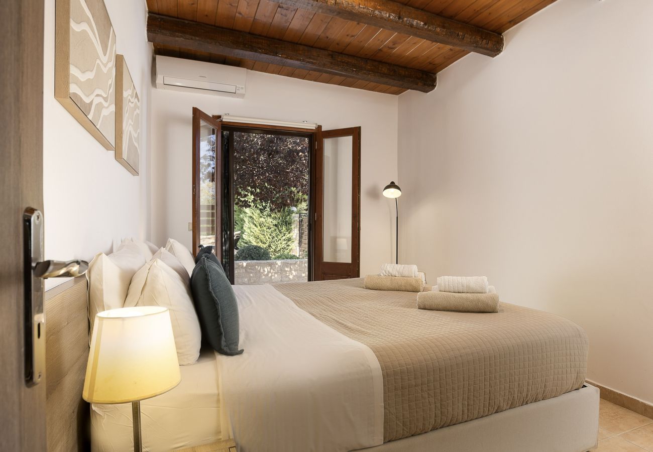 Villa in Xiron Chorion - Maratho Villa - with Private Pool