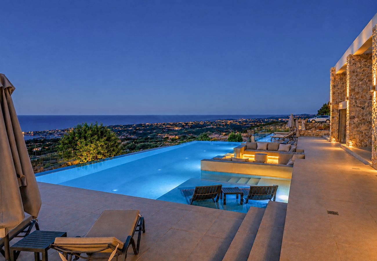 Villa in Gerani - Luxurious Villa Alea
