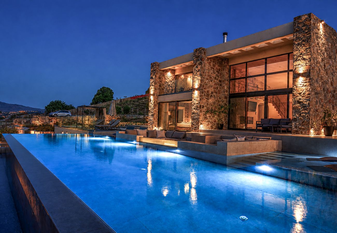 Villa in Gerani - Luxurious Villa Alea