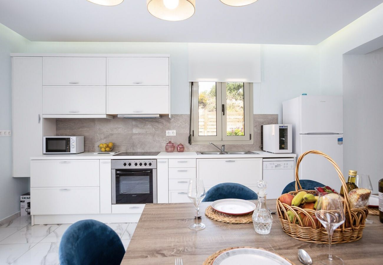 Villa in Pagkalochori - Primavera Villa - 2 Heated Pools & Jacuzzis