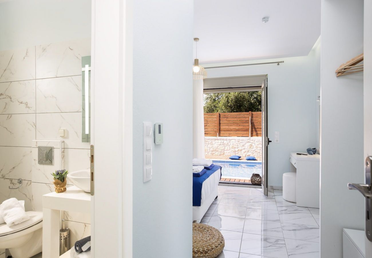 Villa in Pagkalochori - Primavera Villa - 2 Heated Pools & Jacuzzis