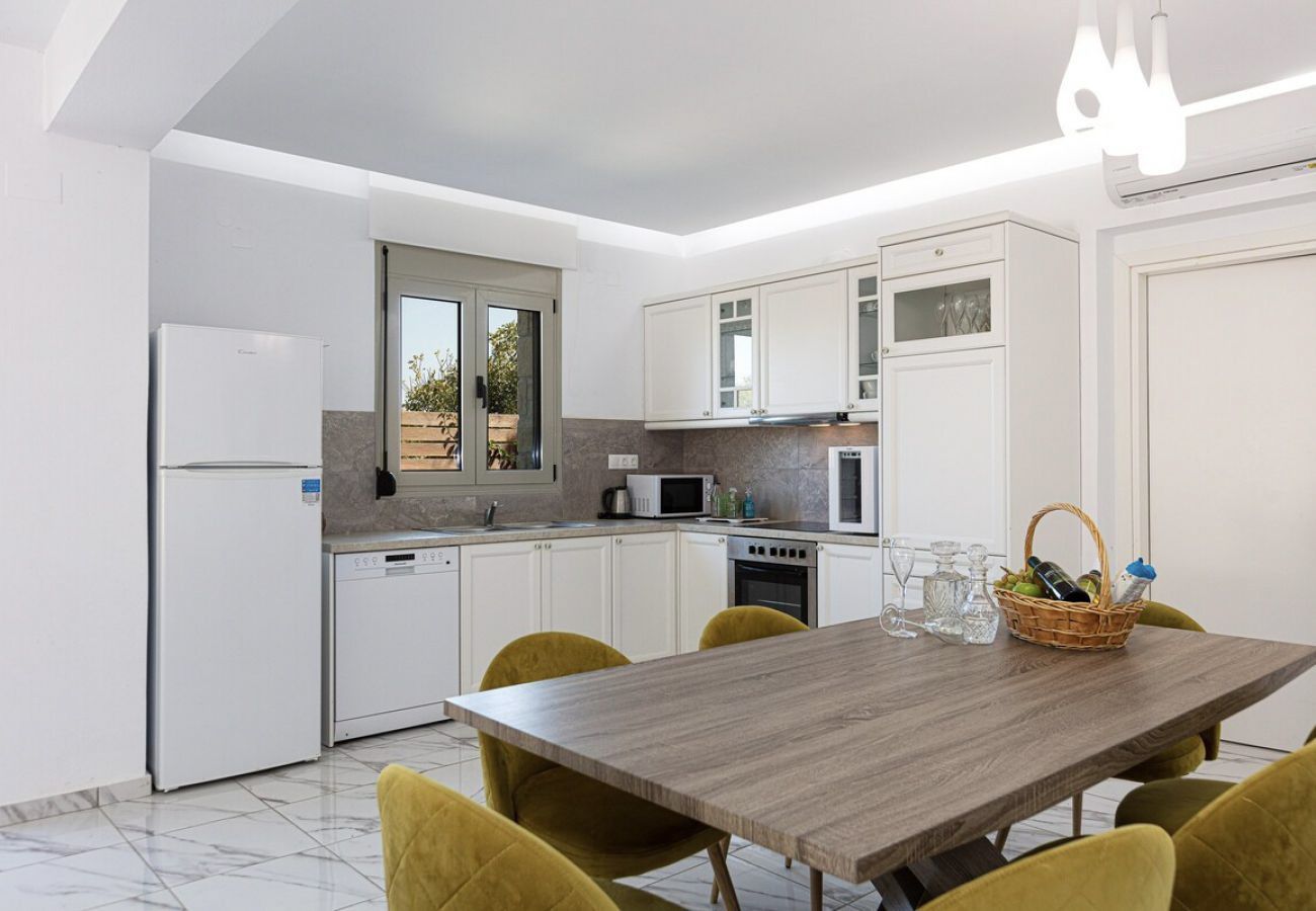 Villa in Pagkalochori - Primavera Villa - 2 Heated Pools & Jacuzzis