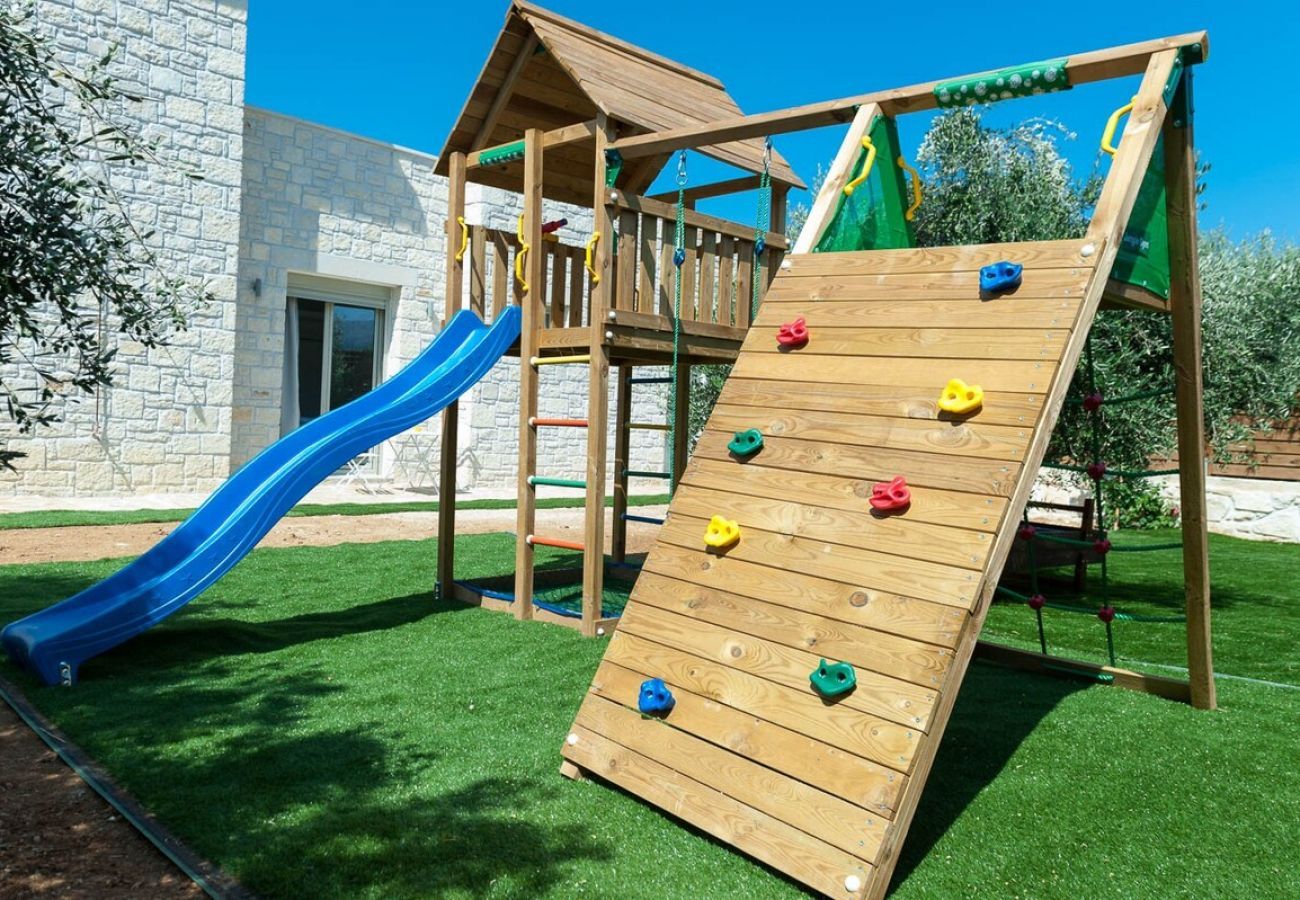 Villa in Pagkalochori - Primavera Villa - 2 Heated Pools & Jacuzzis