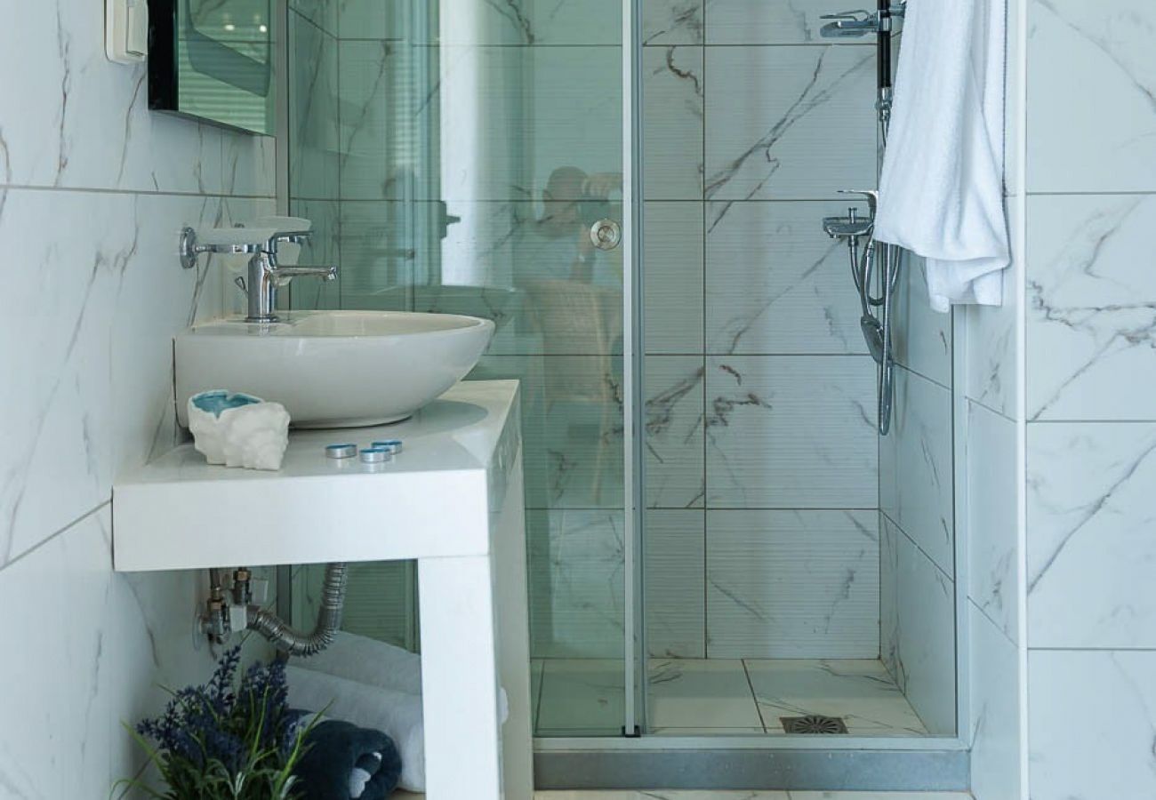 Villa in Pagkalochori - Primavera Villa - 2 Heated Pools & Jacuzzis