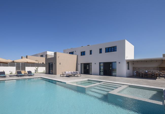 Villa in Panormo - Villa Selene – Luxury Sea View Villa