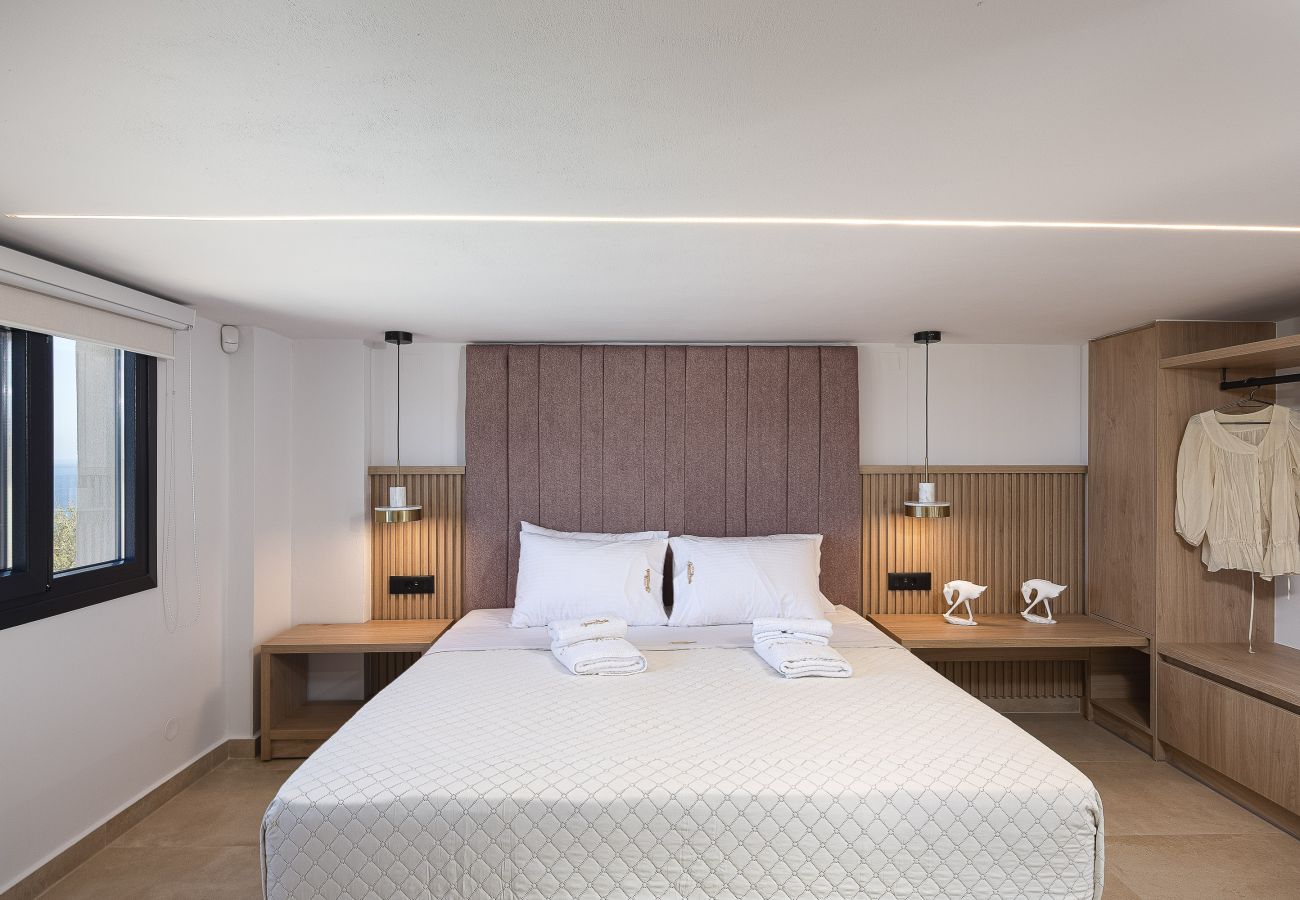 Villa in Panormo - Villa Azure – Luxury Sea View Villa